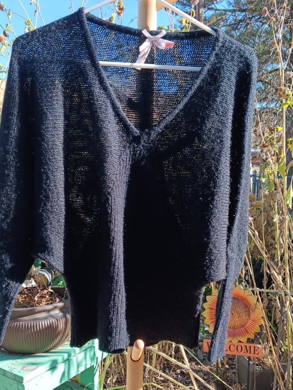 Derek Heart Black V-Neck Lightweight Knit Sweater